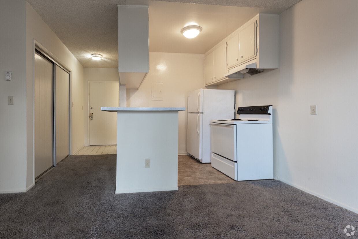 Lido Apartments 1711 Corinth Avenue Apartments in Los Angeles, CA