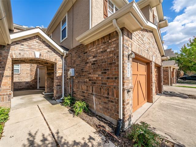 Building Photo - 5932 Clearwater Dr