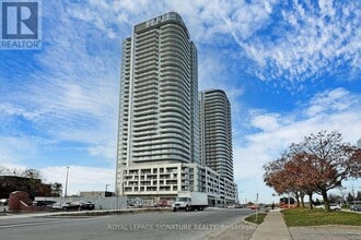 Building Photo - 2033 Kennedy Rd