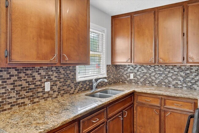 Foto del edificio - 11230 Blades- 3bed/1bath $1,195/month