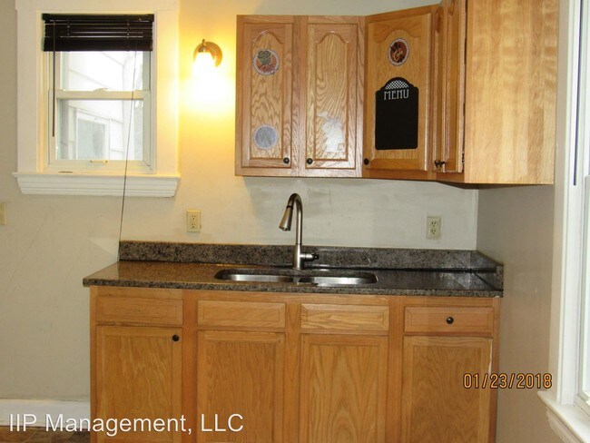 Building Photo - 5006 Burger Ave