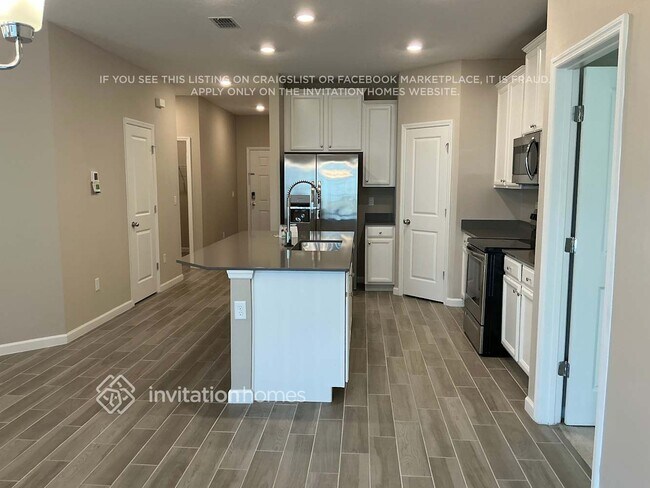 Building Photo - 6779 Falls Chase Ln