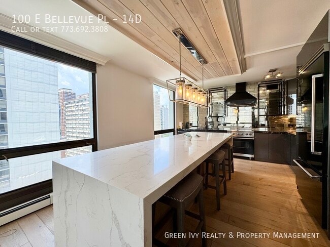 Building Photo - 100 E Bellevue Pl