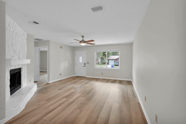 Building Photo - 2186 Cypress Landing Dr