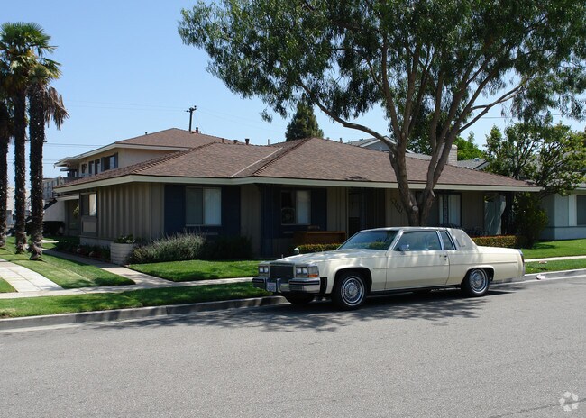 Building Photo - 7651 Volga Dr