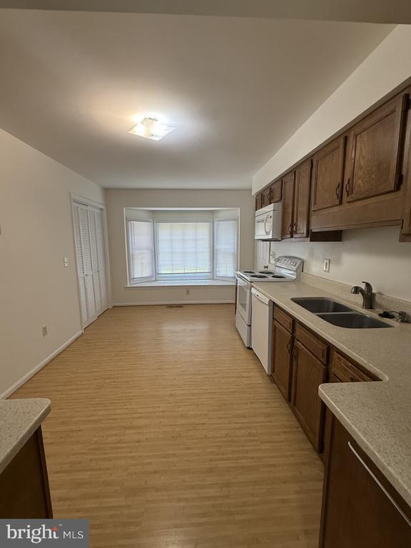 Foto del edificio - 845 Stonewall Ln