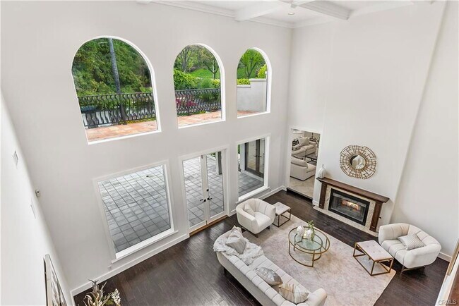 Foto del edificio - 25605 Queenscliff Ct