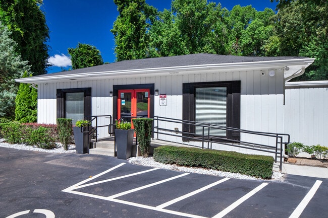 Foto del edificio - University Oaks