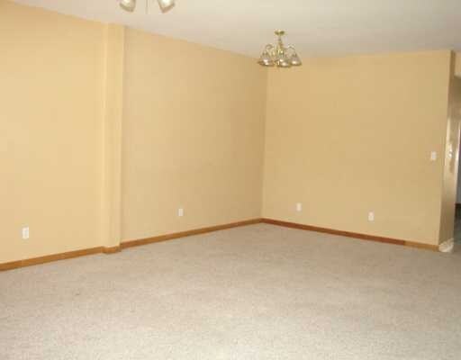  - 1502 S Vintage Ln