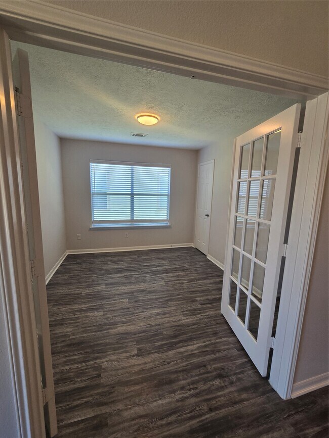 Foto del edificio - 4615 Comal River Loop