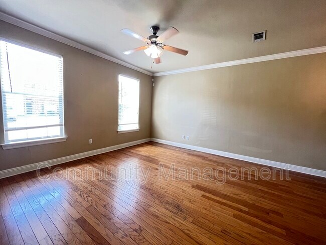 Photo - 2104 Mount Hope Alley Apartment