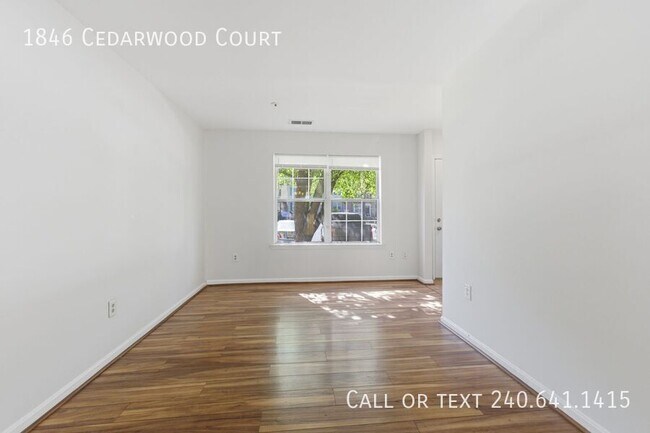 Foto del edificio - 1846 Cedarwood Ct