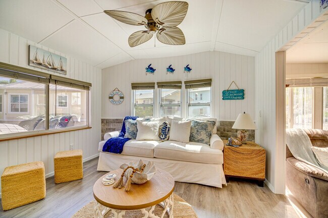 Foto del edificio - 1161 Nettles Blvd