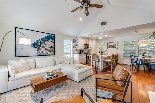 Foto del edificio - 6119 Oram St