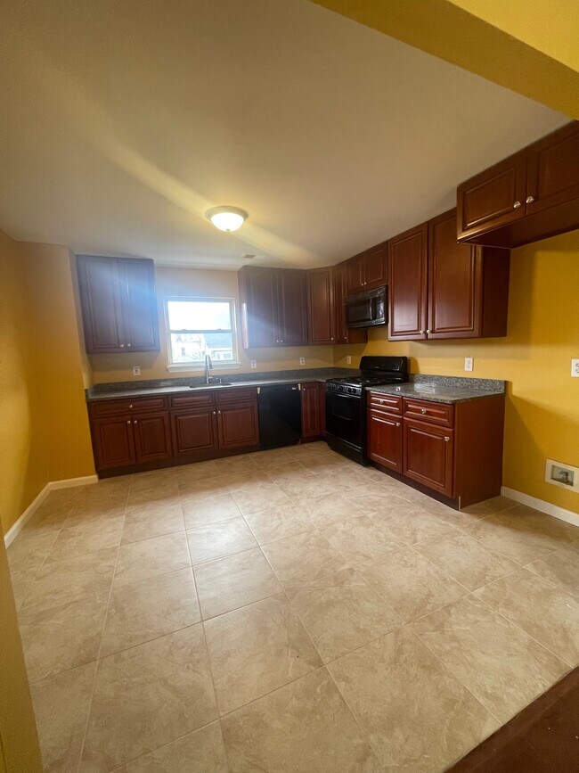 KITCHEN - 247-249 Renner Ave