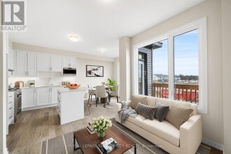 Building Photo - 283 Les Emmerson Dr