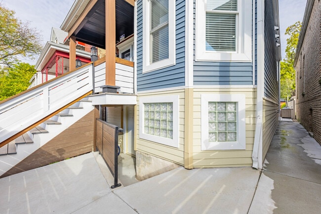 Building Photo - 7219 S Peoria St