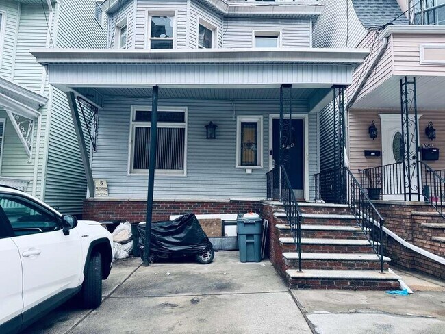 Foto del edificio - 134 Kensington Ave