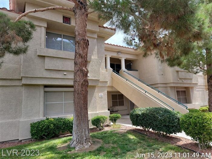 Foto principal - Coming Soon! - EXCELLENT LOCATION NEAR SHO...