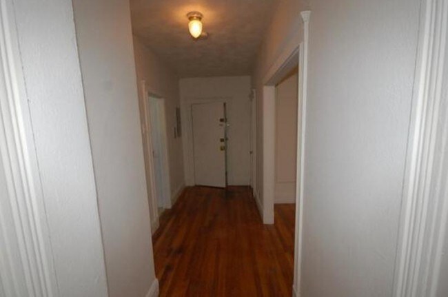 Building Photo - 4 Vinal St