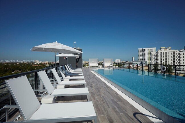 Foto del edificio - 201 SW 17th Rd
