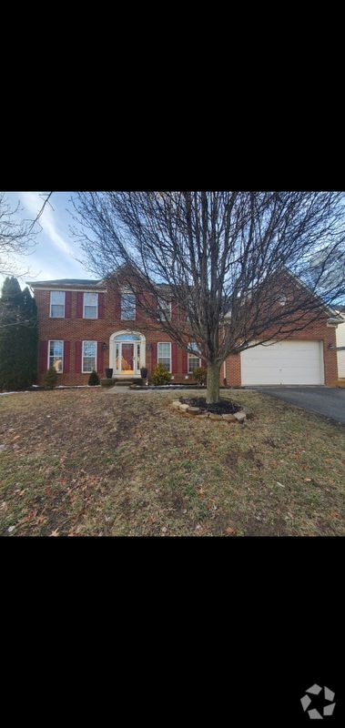 Building Photo - 3123 Sedgewick Dr