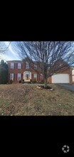 Building Photo - 3123 Sedgewick Dr