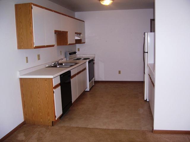 Primary Photo - 307 Meadowview Ct