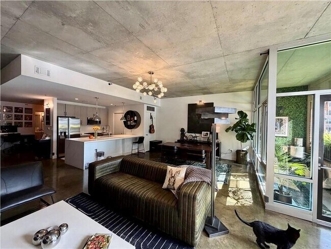 Foto del edificio - 845 Spring St NW
