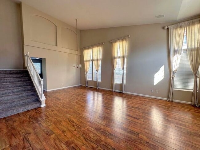 Building Photo - 3031 Sky Country Dr