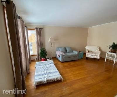 Foto del edificio - 3 br, 2 bath House - 7317 North Oconto Avenue