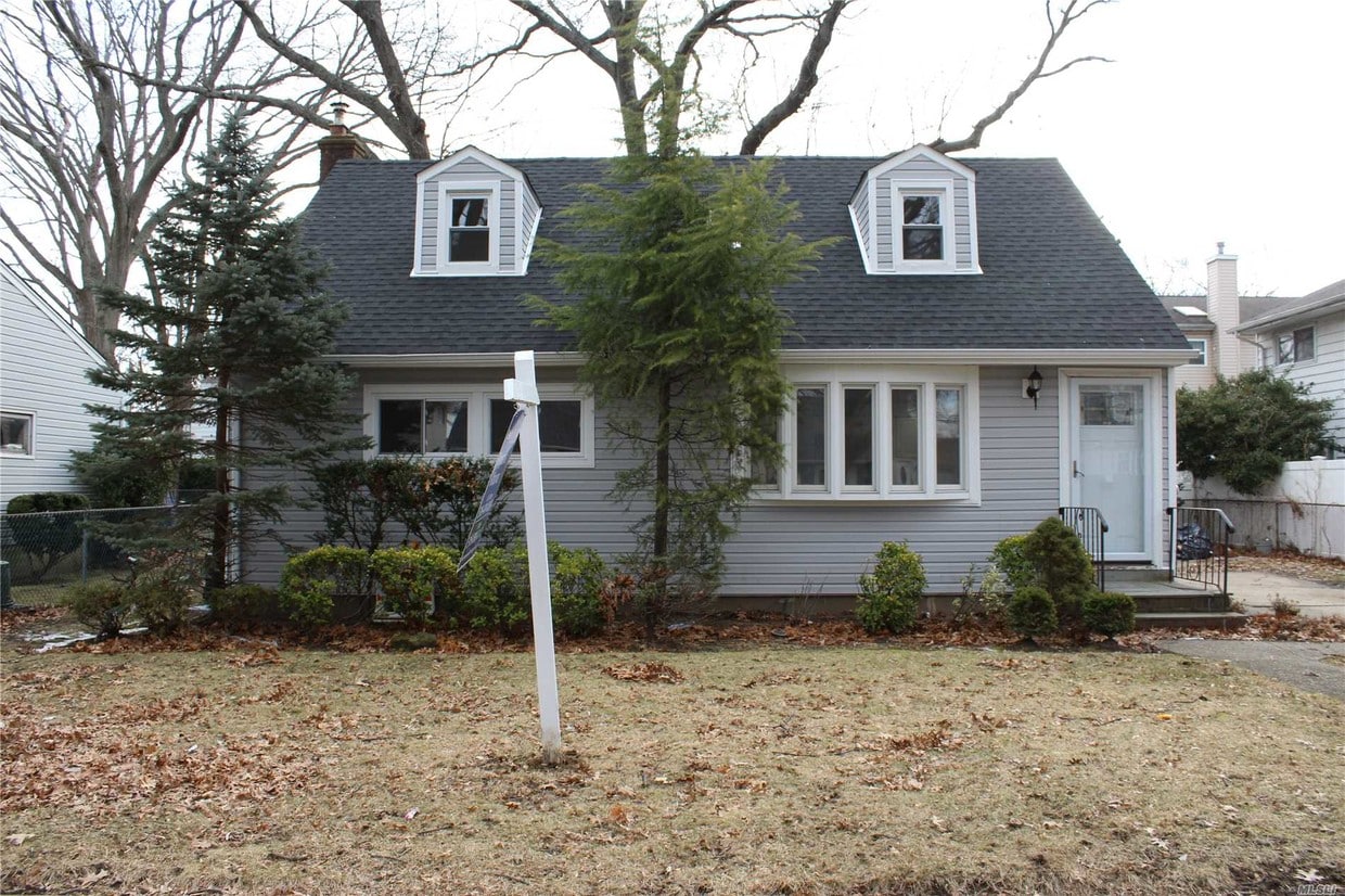 Primary Photo - 1205 Langdon Blvd