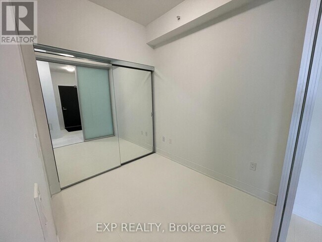 Building Photo - 2908 Hwy 7