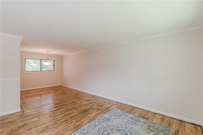 Building Photo - 1435 Cedar Creek Ln