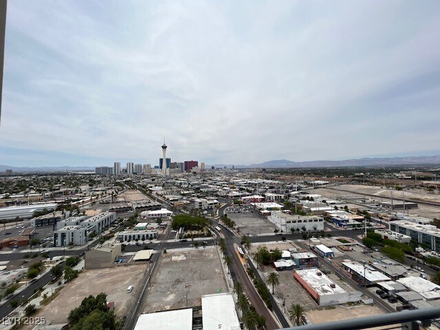 Foto del edificio - 200 Hoover Ave