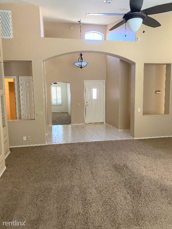 Building Photo - 3 br, 2 bath House - 9023 E Caribbean Ln