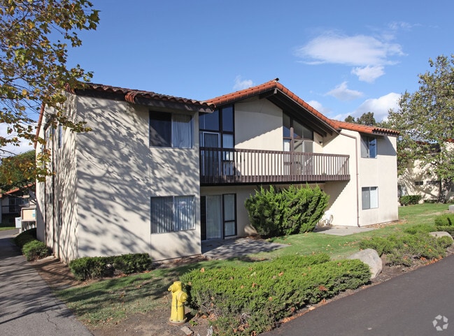 Building Photo - San Ynez Apartments
