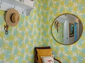 Building Photo - 7095 Barrington Cir