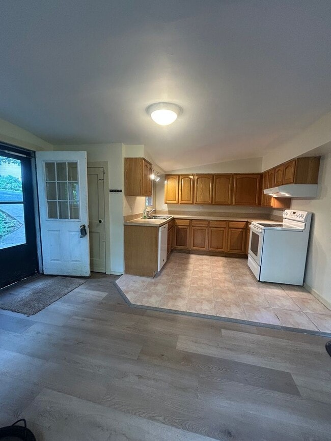 Building Photo - Three bedroom Cumberland Valley school District