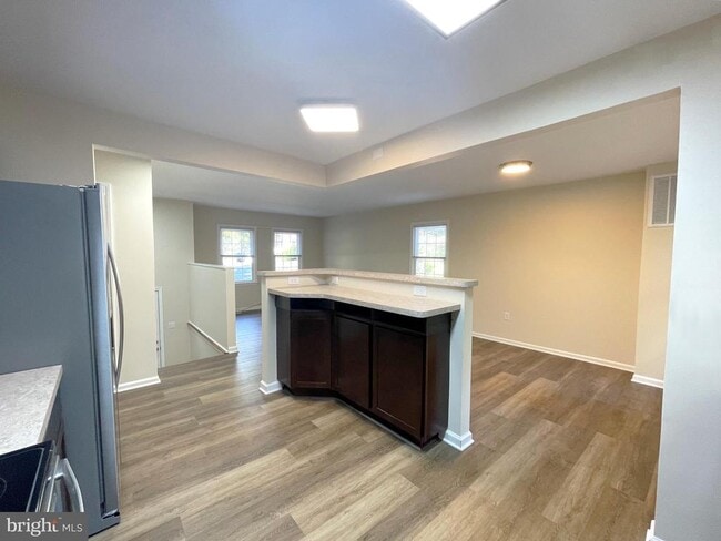 Building Photo - 2060 Peace Ct