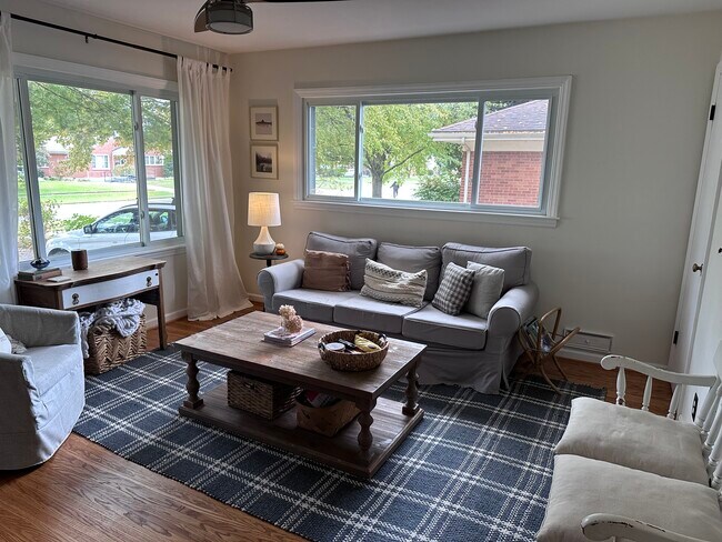 Foto del edificio - 2519 Ashbrook Ave