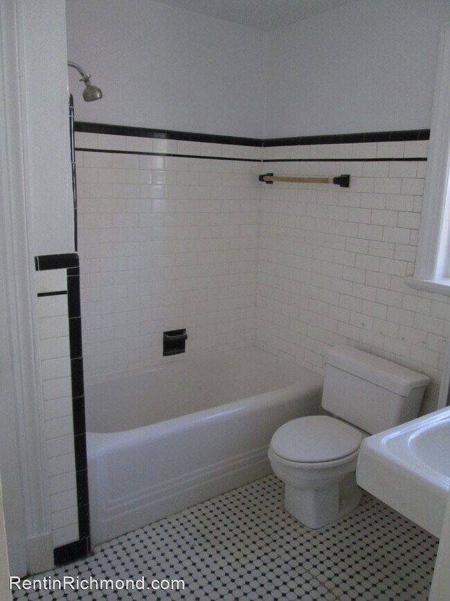 Building Photo - 3 br, 1 bath House - 3917 Patterson Avenue