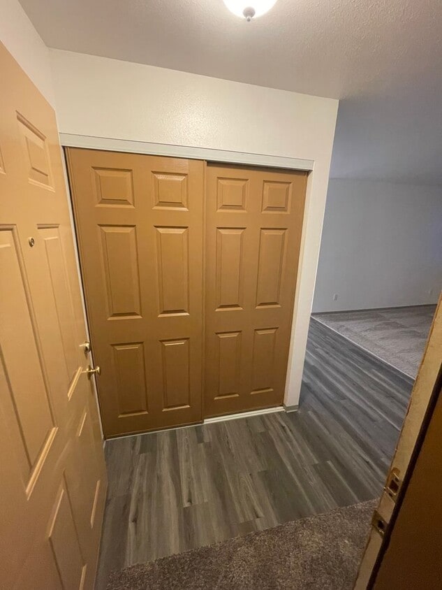 Primary Photo - Redoubt View Apartments Inc