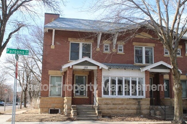 Foto del edificio - 130 Parsons St