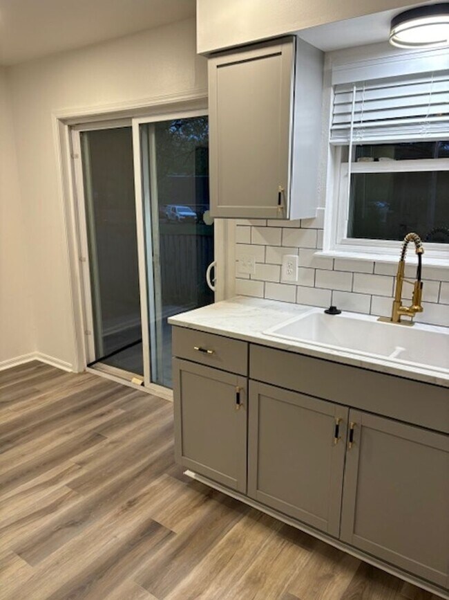 Foto del edificio - 1 Bedroom Condo in Tulsa