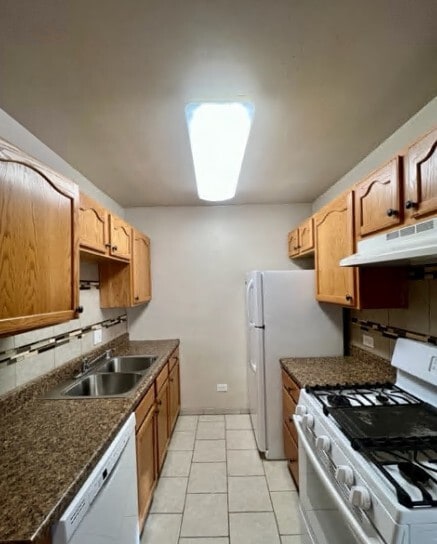 Building Photo - Milagros Apartments