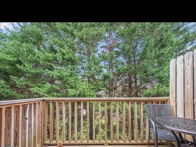 Foto del edificio - 4203 Iona Way