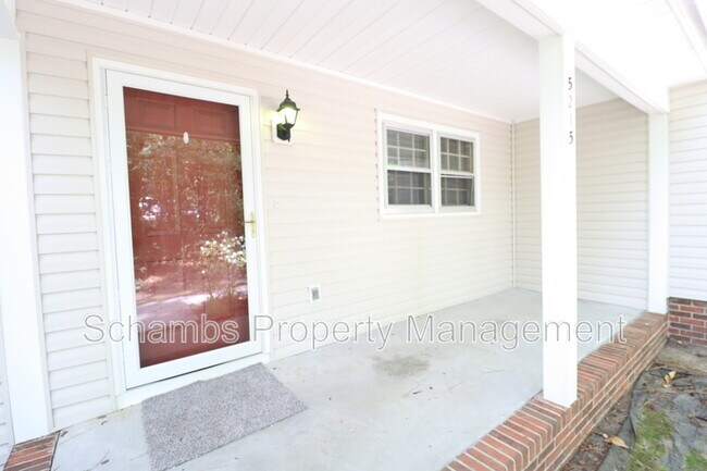 Foto del edificio - 5215 Deer Haven Dr