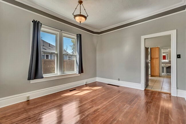 Building Photo - 2268 S 900 E