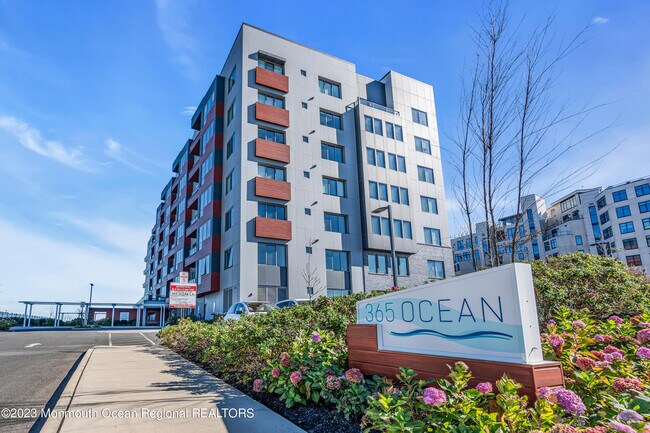 Foto del edificio - 365 Ocean Blvd